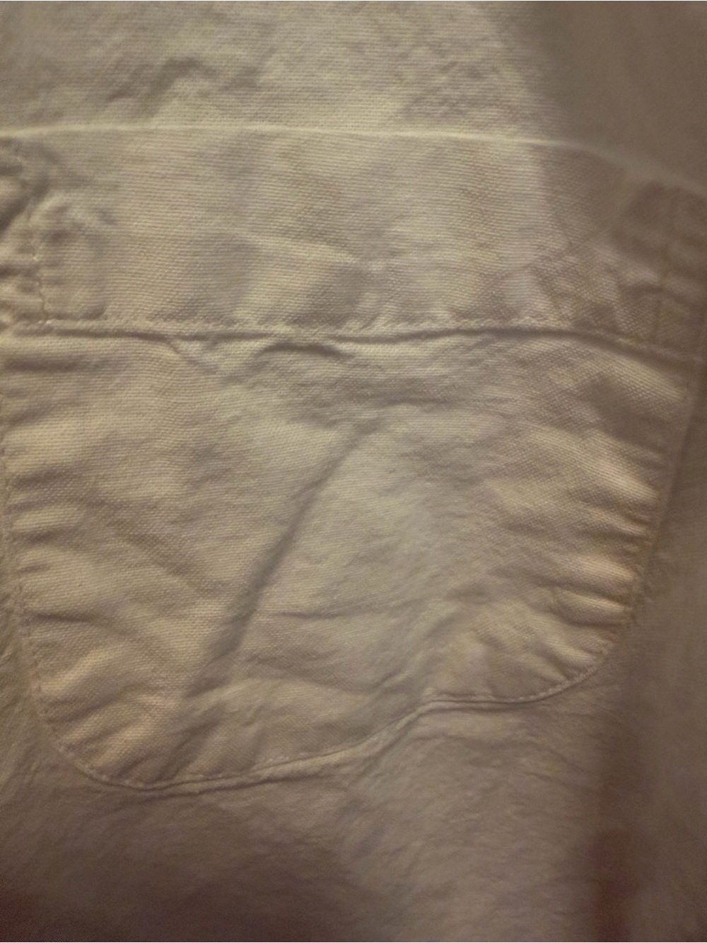 Old Navy White Short-Sleeve Button-Down Pocket Shirt - Picture 3 of 4